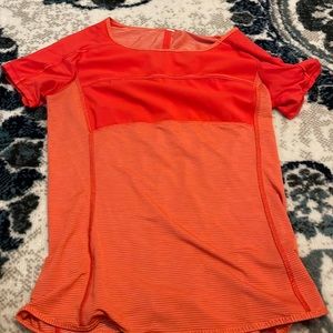 Lululemon flowy shirt